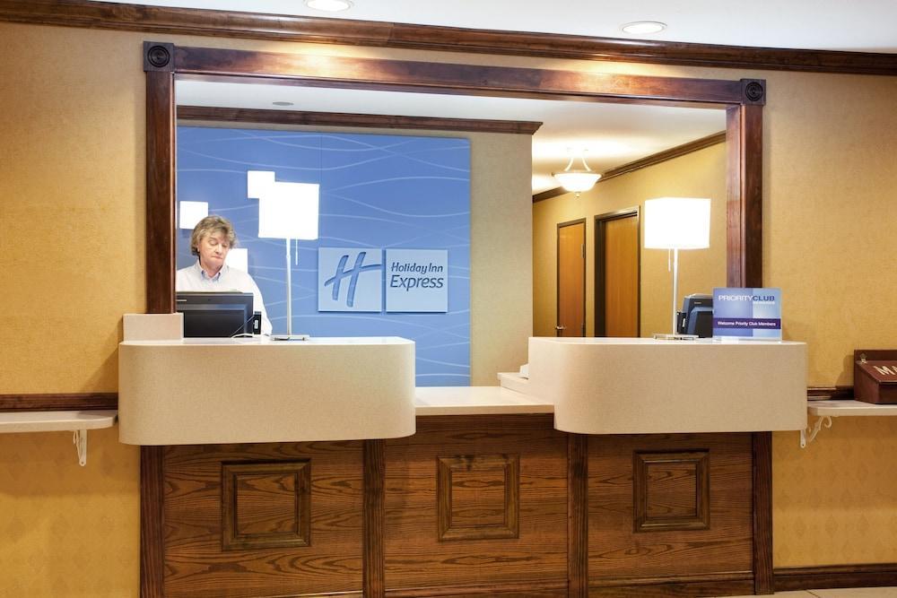 Holiday Inn Express Tuscola Bagian luar foto