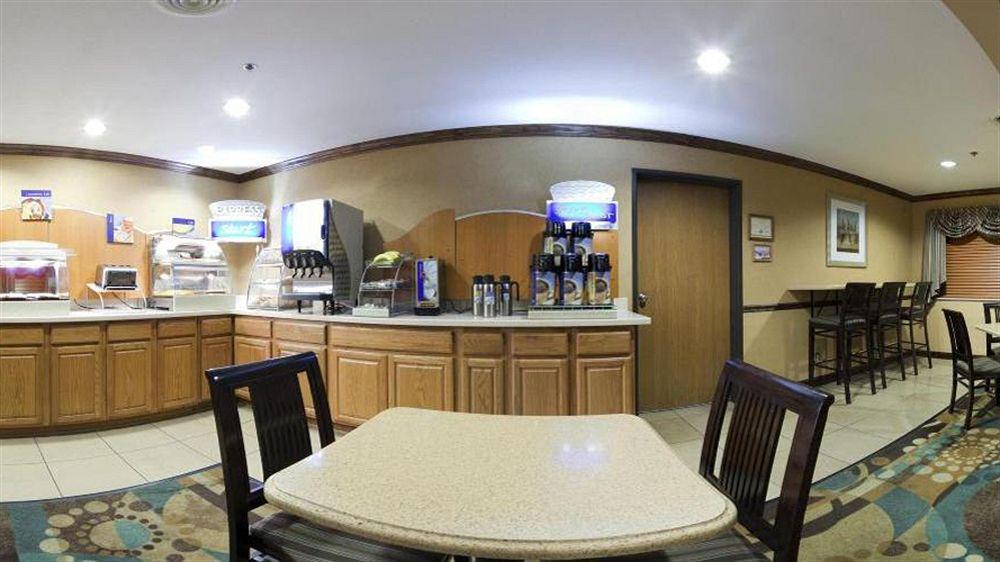 Holiday Inn Express Tuscola Bagian luar foto